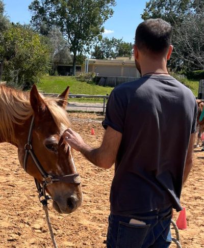 man-horse-about-amuta3 man-horse-about-amuta3
